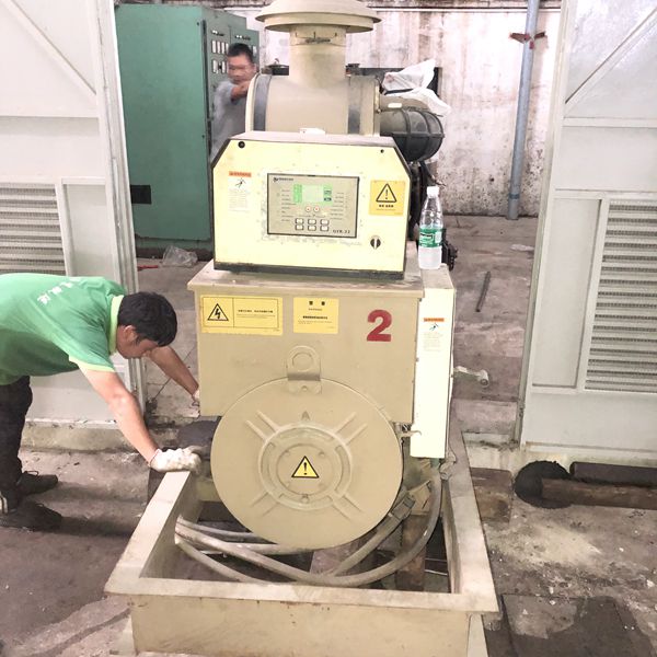 220kw二手康明斯柴油发电机组