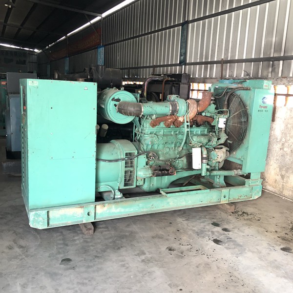 310kw二手康明斯柴油发电机组